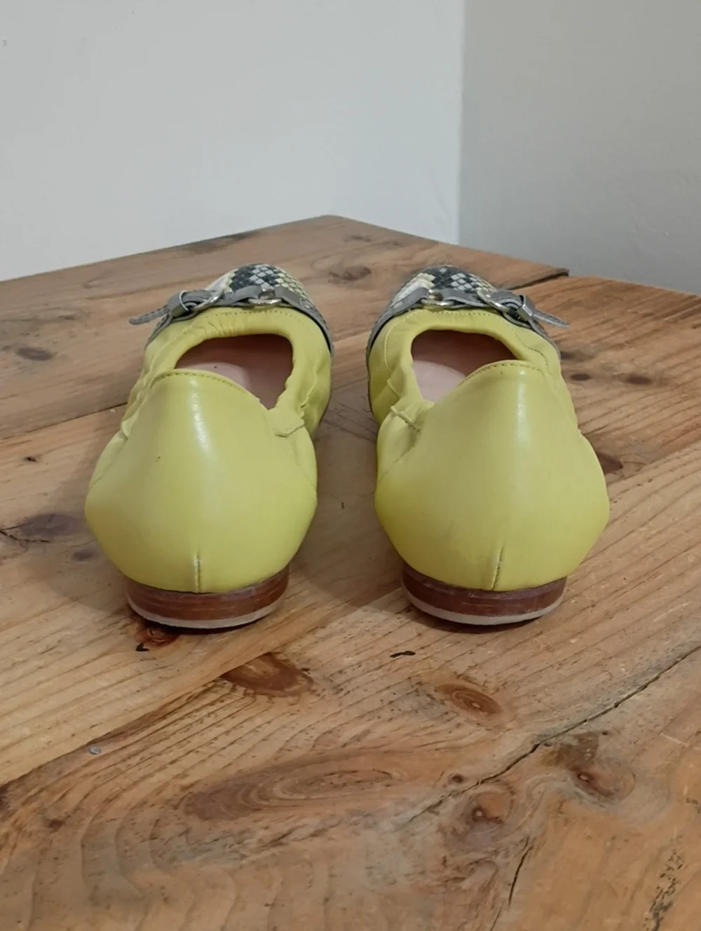 AGL Monika Yellow Python Cap Toe Ballet Flat Size 42 Made in Italy